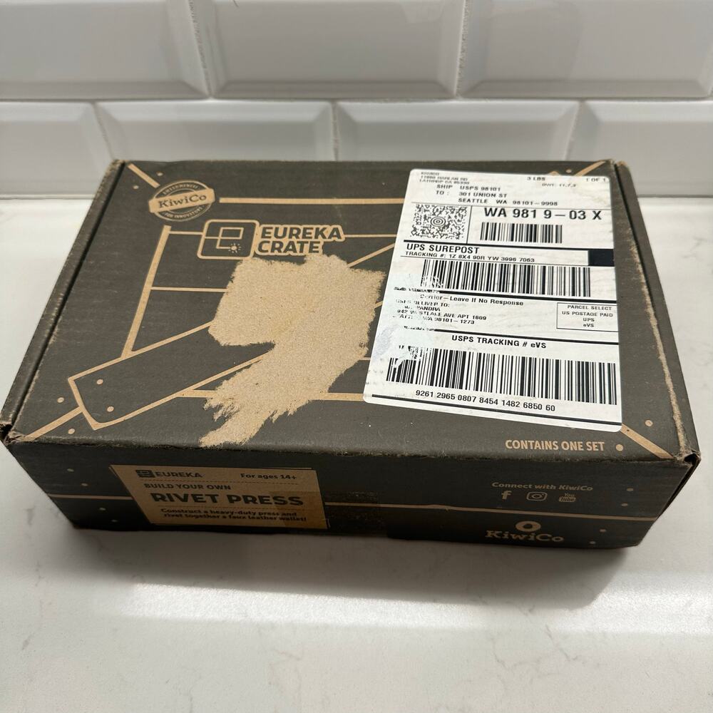 Kiwi Co Eureka Build Your Own Rivet Press NIB